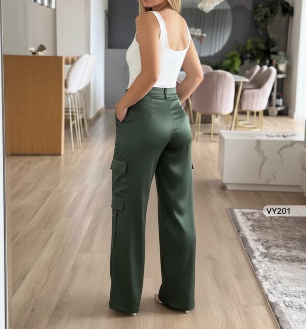 Pantalón satin cargo